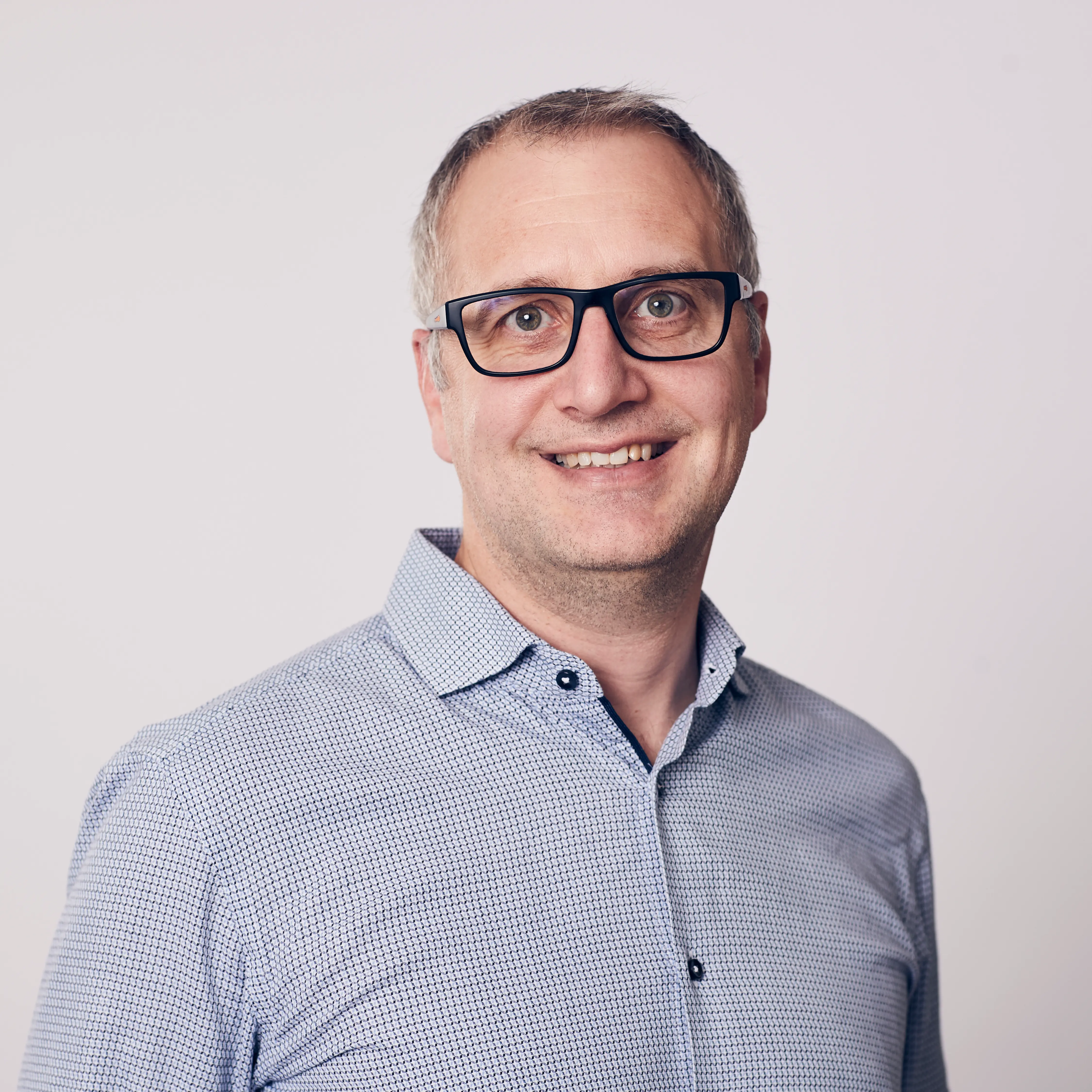 Headshot - Loïc Rozé